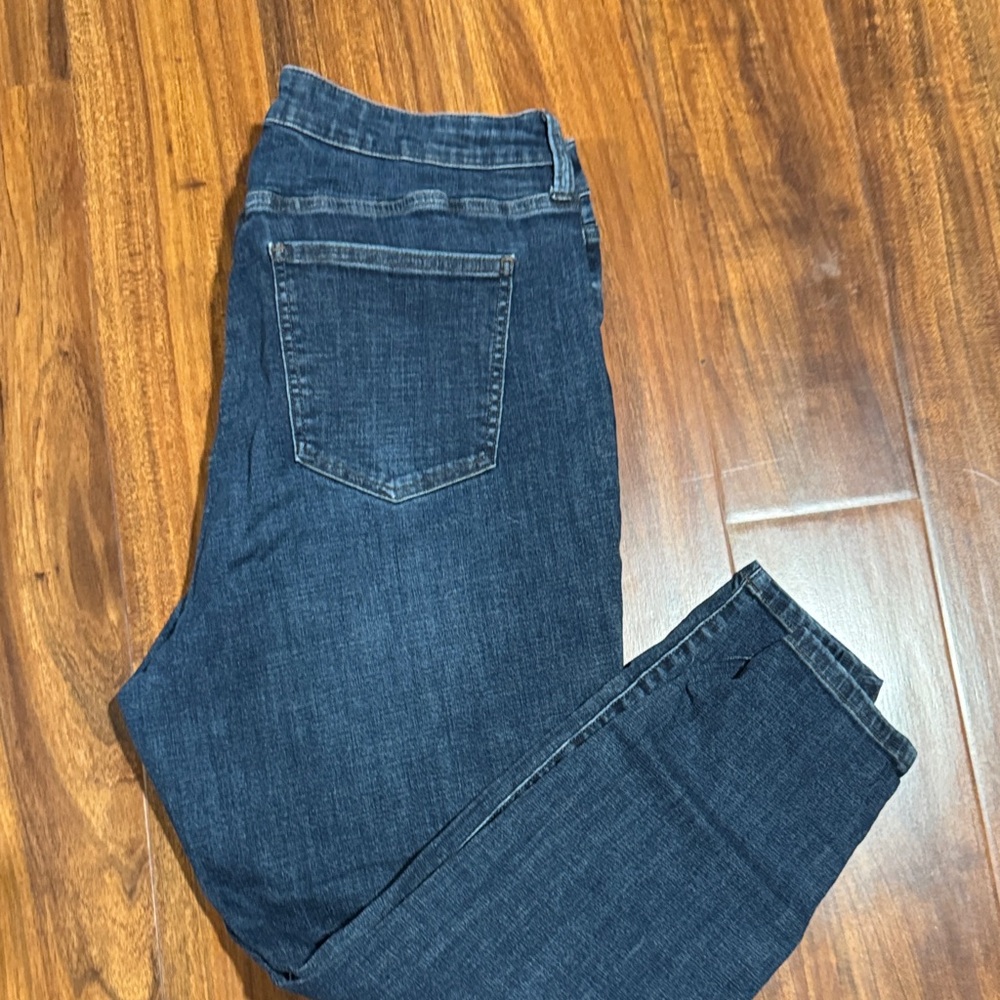 Dark Wash Women's Skinny Jeans - Picture 3 of 5